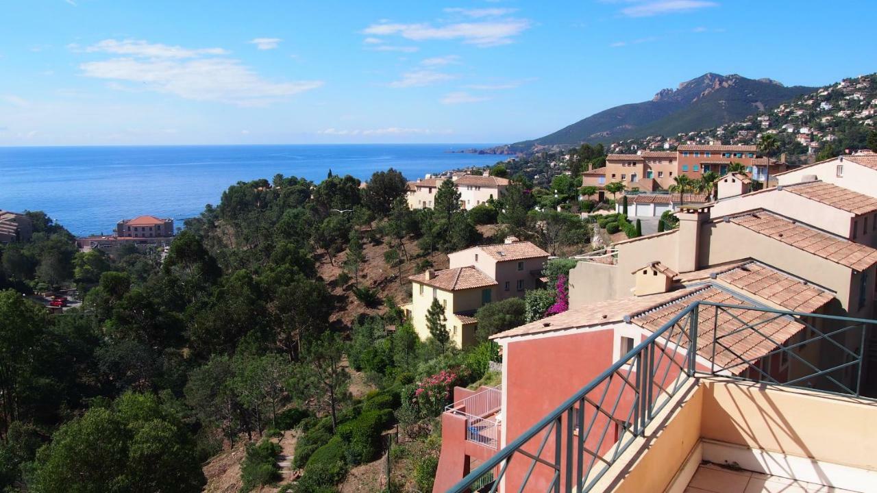 Apartamento Rochemarine Panoramic Théoule-sur-Mer Exterior foto